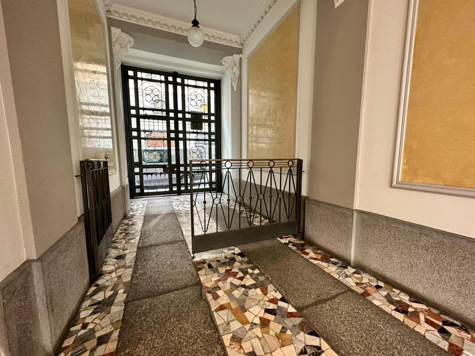 Comecasa Studio Vicino Stazione Centrale Milano Eksteriør bilde